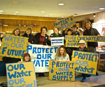 Local Water Alliance members gathered over 1,600 signatures for the "Water Protection Measure."